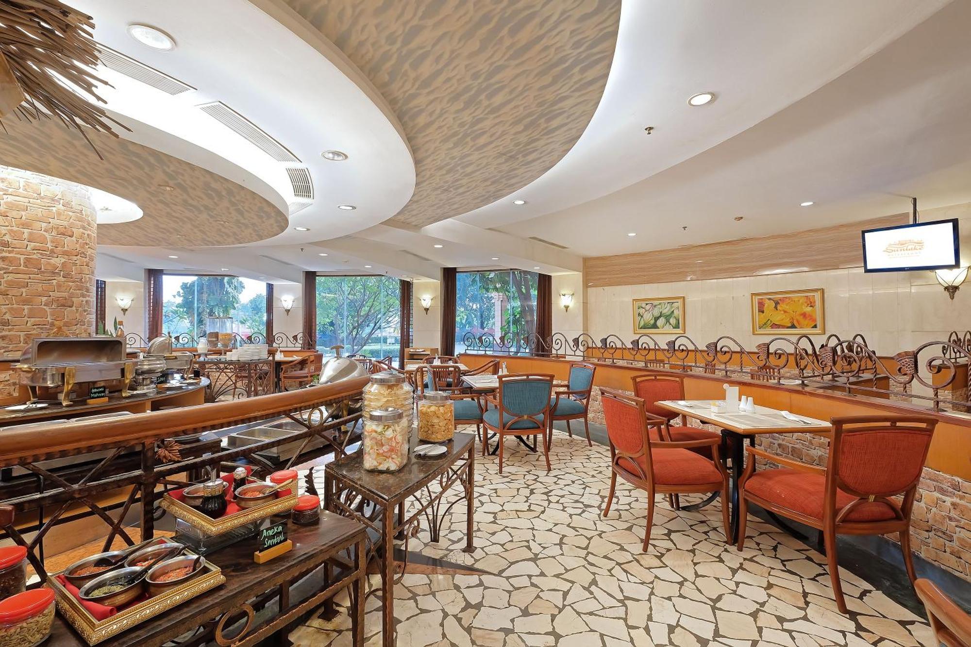 Sunlake Hotel Jakarta